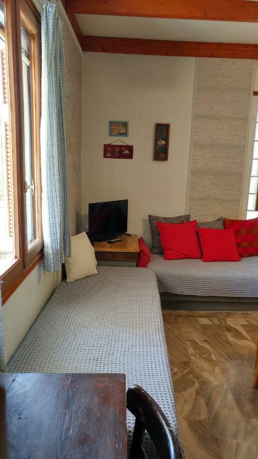 Alice House Apartamento Porto Heli Exterior foto